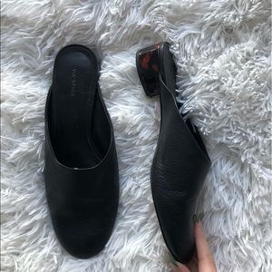 Black Leather Mule w/ Tortoise Heel